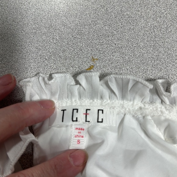 White pleated with ruffles T C EV brand top / Size S / A-53 - Picture 9 of 9